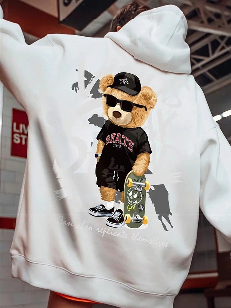 Skate Bear Anime Print Hoodies Men and Women Oversize Street wear